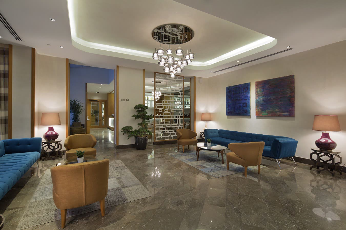 DoubleTree by Hilton Tuzla otel lobi ve lobby bar tamamlanmış iç mekân fotoğrafı