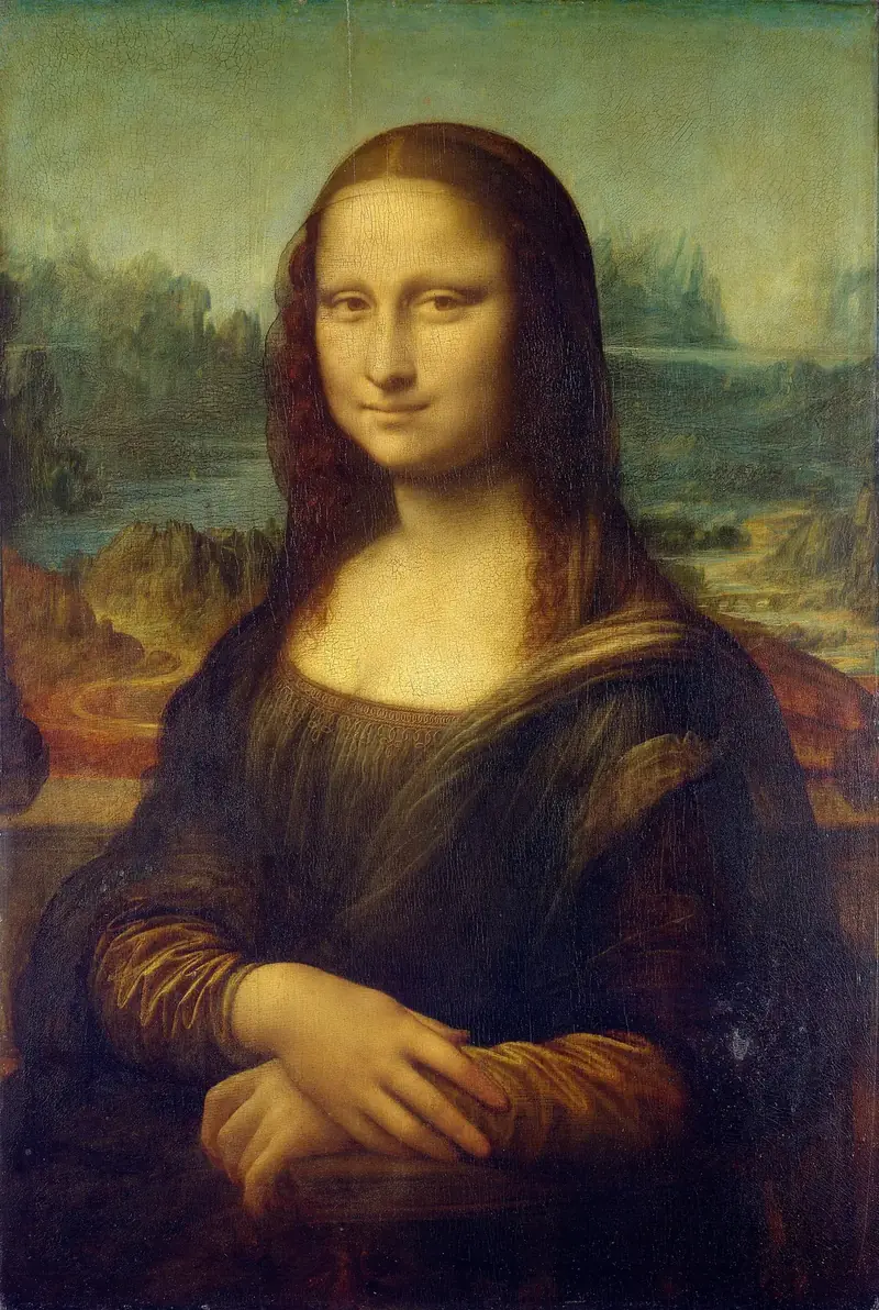 Leonardo da Vinci’nin Mona Lisa portresi: hafif gülümseyen, elleri kavuşturulmuş kadın ve arkasında sisli manzara